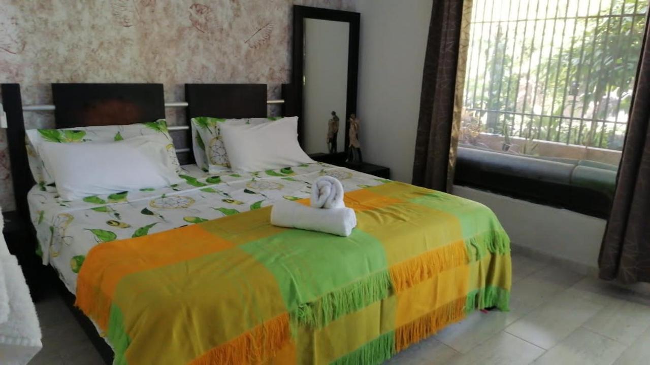 Casa Amazilia Hotel Leticia Bagian luar foto