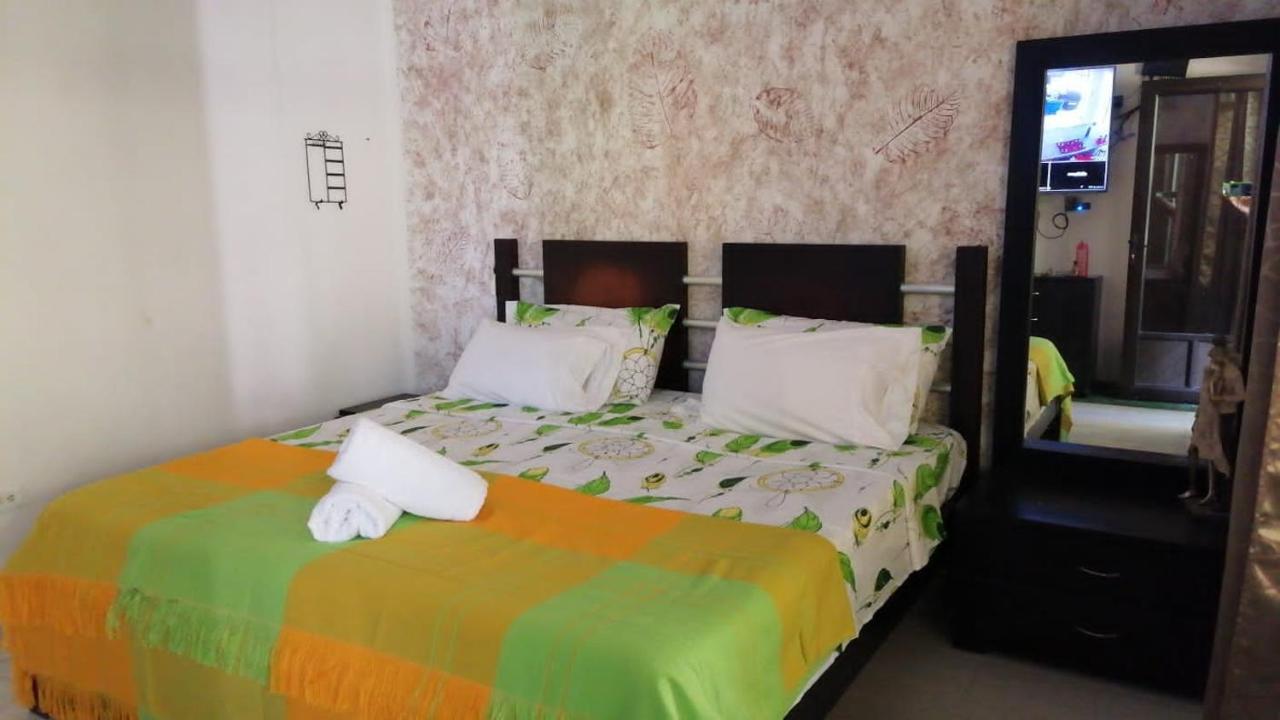 Casa Amazilia Hotel Leticia Bagian luar foto